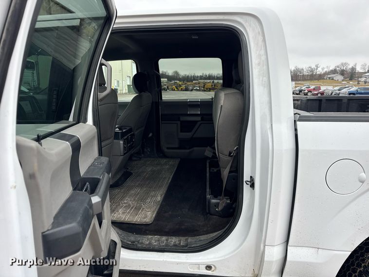 image for item DH9805 2020 Ford F150 XLT SuperCrew pickup truck