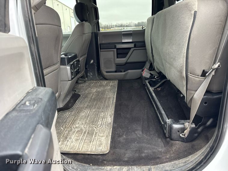 image for item DH9805 2020 Ford F150 XLT SuperCrew pickup truck