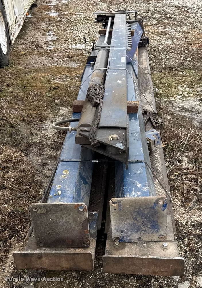 image for item DH9812 Eagle automotive lift