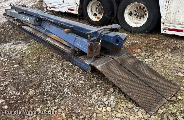 image for item DH9812 Eagle automotive lift