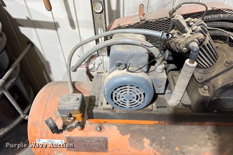 image for item DH9814 Worthington air compressor