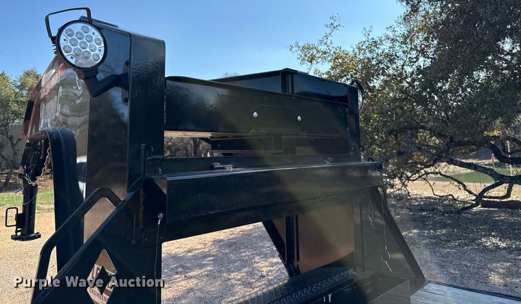 image for item DJ0938 2024 Diamond C FMAX210 equipment trailer