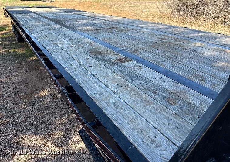 image for item DJ0938 2024 Diamond C FMAX210 equipment trailer