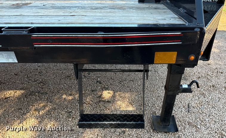 image for item DJ0938 2024 Diamond C FMAX210 equipment trailer