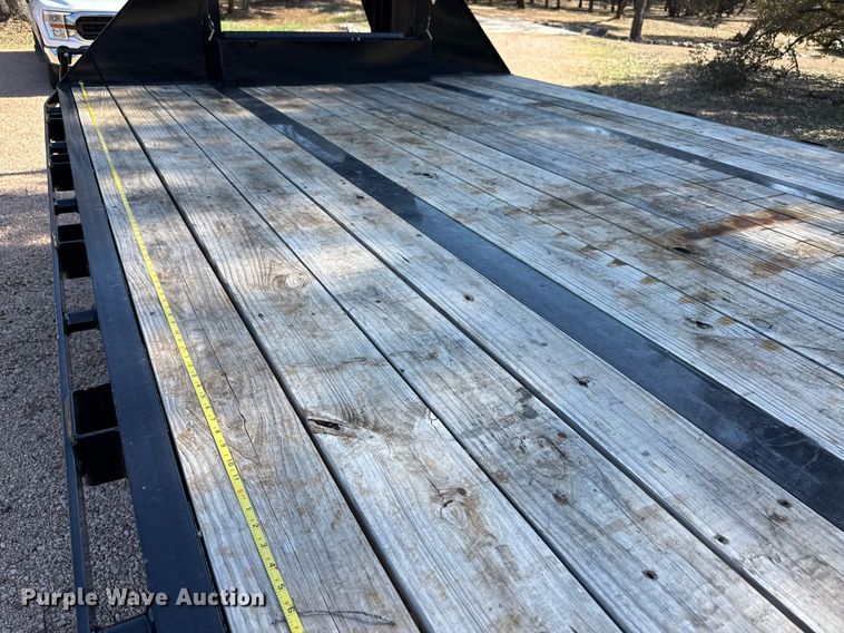 image for item DJ0938 2024 Diamond C FMAX210 equipment trailer