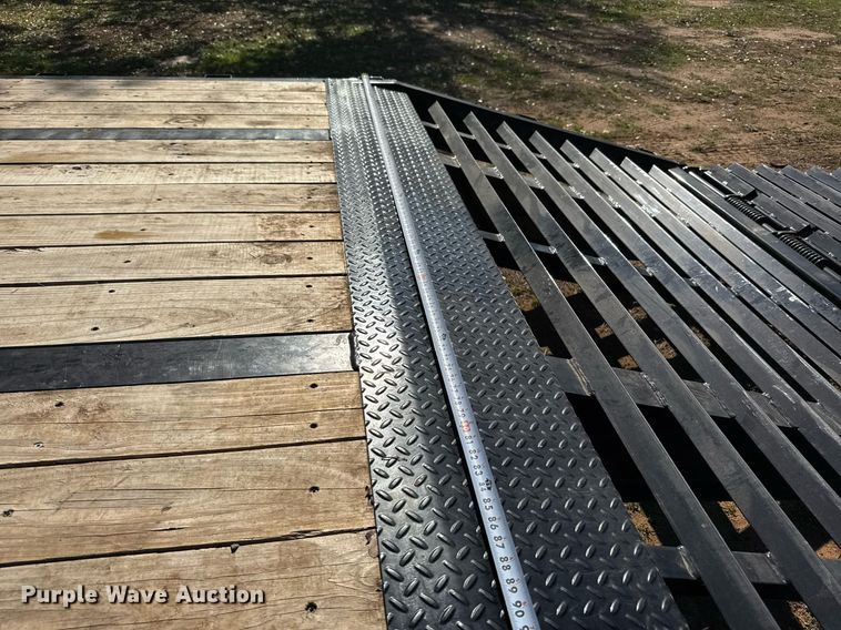 image for item DJ0938 2024 Diamond C FMAX210 equipment trailer