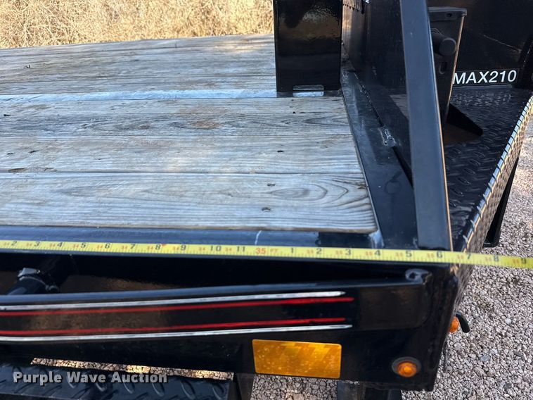 image for item DJ0938 2024 Diamond C FMAX210 equipment trailer