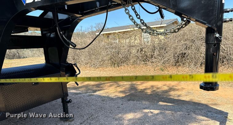 image for item DJ0938 2024 Diamond C FMAX210 equipment trailer