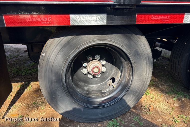 image for item DJ0938 2024 Diamond C FMAX210 equipment trailer