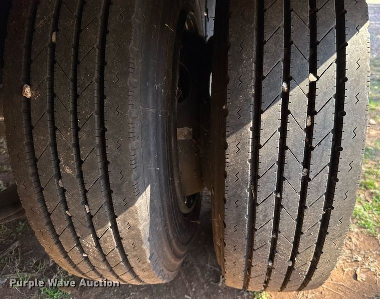 image for item DJ0938 2024 Diamond C FMAX210 equipment trailer