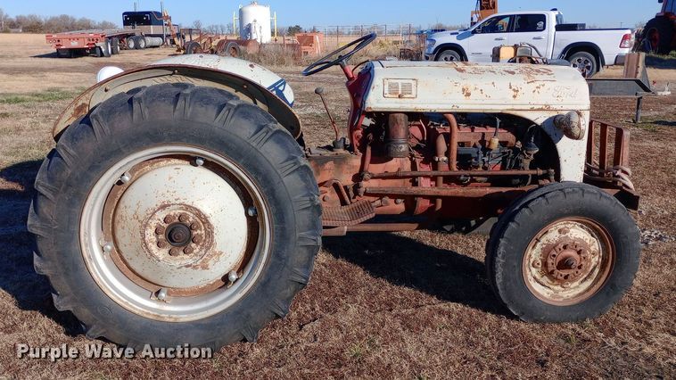 image for item DK7446 Ford 8N tractor