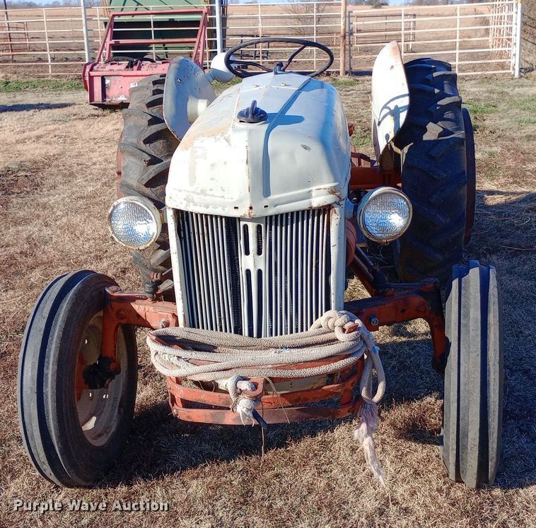 image for item DK7456 Ford 8N tractor