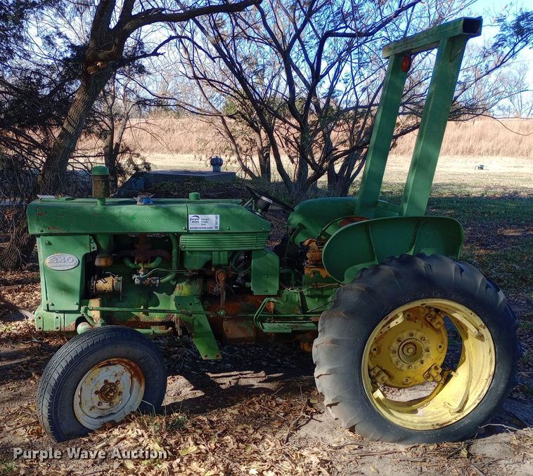 image for item DK7465 1962 International Harvester 340 tractor