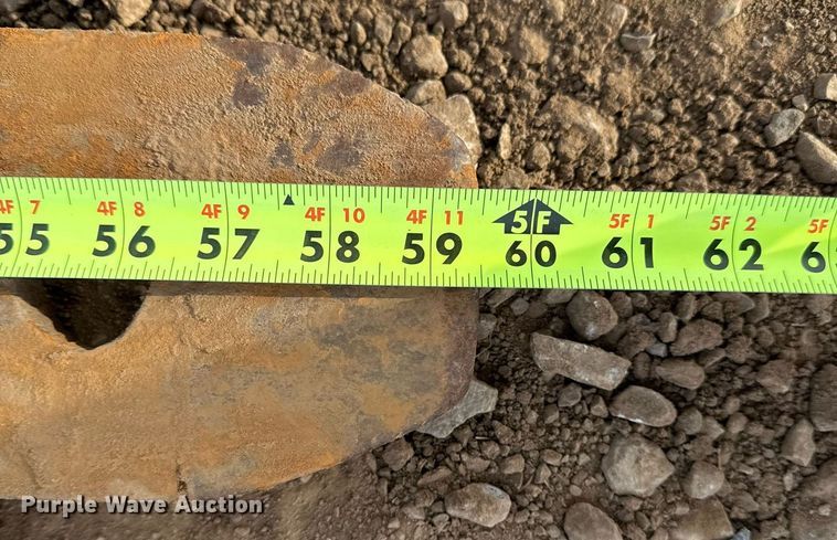 image for item DM5533 Caterpillar DP40 forklift