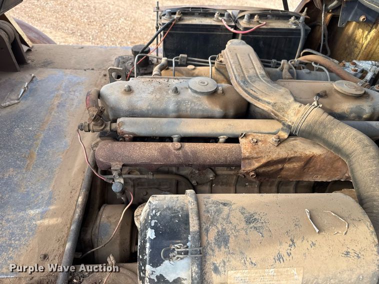 image for item DM5533 Caterpillar DP40 forklift