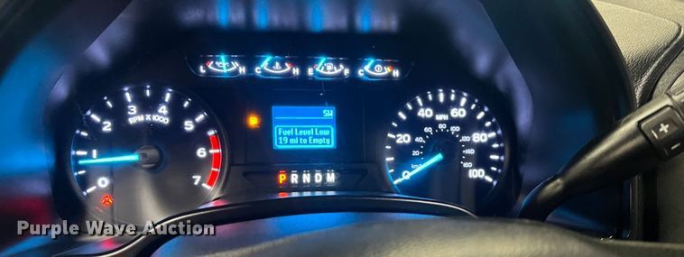 image for item DM5537 2020 Ford F350 Super Duty Crew Cab utility bed pickup truck