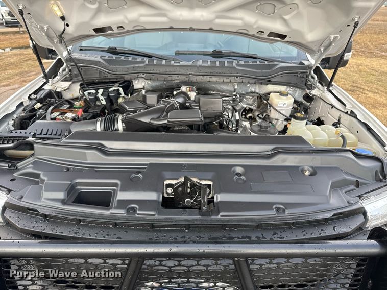 image for item DM5537 2020 Ford F350 Super Duty Crew Cab utility bed pickup truck