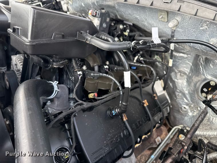 image for item DM5537 2020 Ford F350 Super Duty Crew Cab utility bed pickup truck