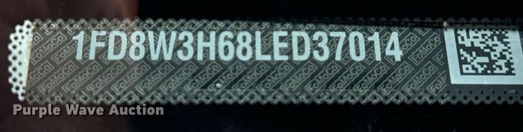 image for item DM5537 2020 Ford F350 Super Duty Crew Cab utility bed pickup truck