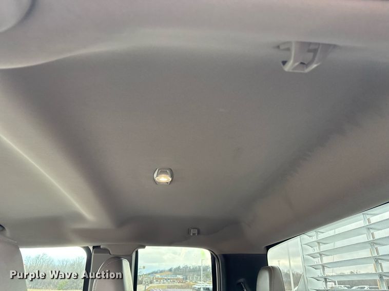 image for item DM5539 2018 Ford F350 Super Duty SuperCab utility bed pickup truck