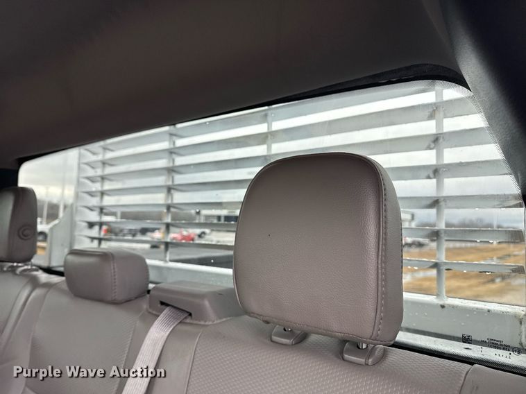 image for item DM5539 2018 Ford F350 Super Duty SuperCab utility bed pickup truck