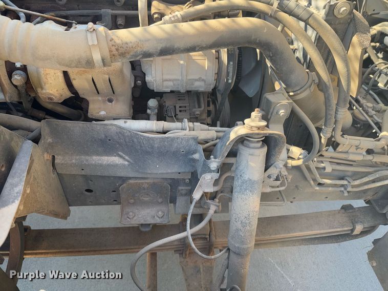 image for item DO0254 2001 Isuzu NQR flatbed truck