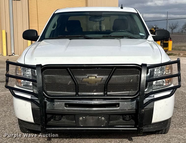 image for item DO2638 2010 Chevrolet Silverado 1500 Crew Cab pickup truck