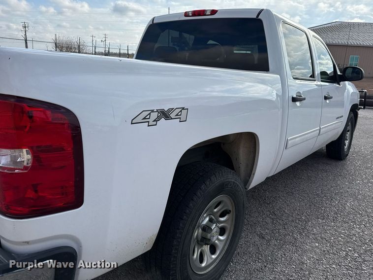 image for item DO2638 2010 Chevrolet Silverado 1500 Crew Cab pickup truck