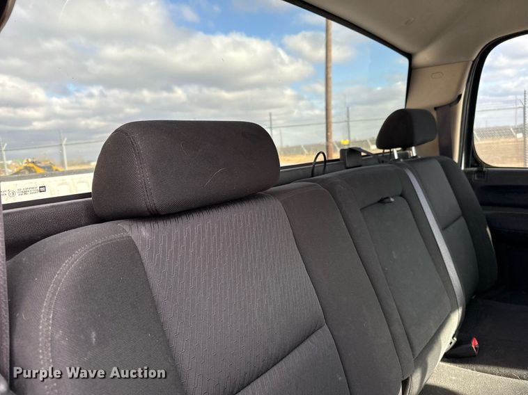 image for item DO2638 2010 Chevrolet Silverado 1500 Crew Cab pickup truck