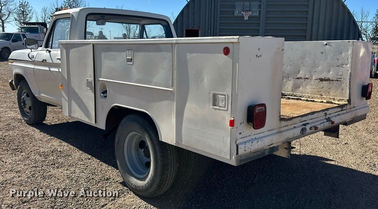 image for item DP6112 1979 Ford F350 utility bed pickup truck