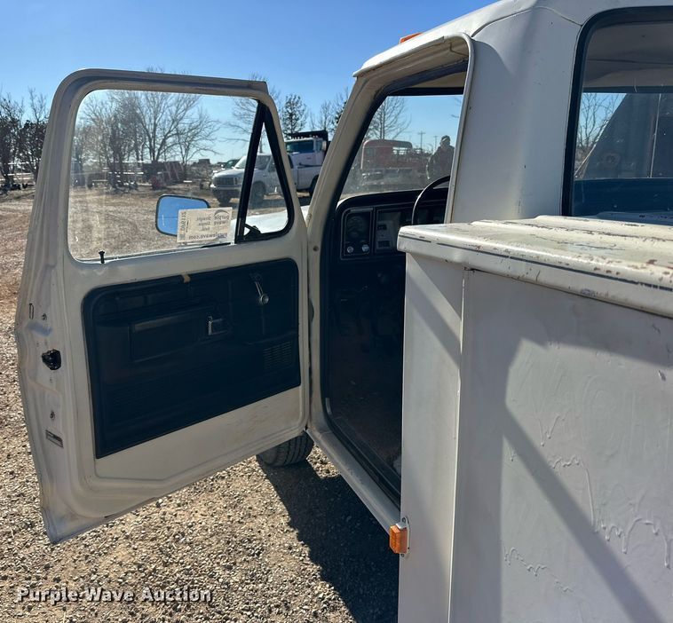 image for item DP6112 1979 Ford F350 utility bed pickup truck