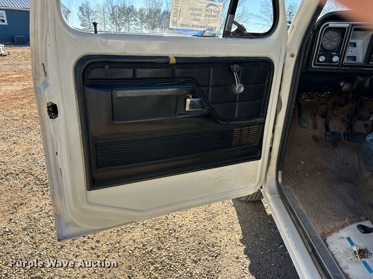 image for item DP6112 1979 Ford F350 utility bed pickup truck