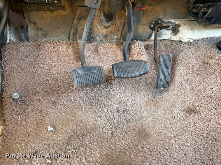 image for item DP6112 1979 Ford F350 utility bed pickup truck