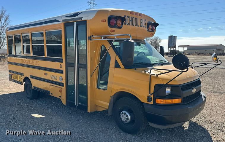 image for item DP6113 2007 Chevrolet Express G3500 school bus