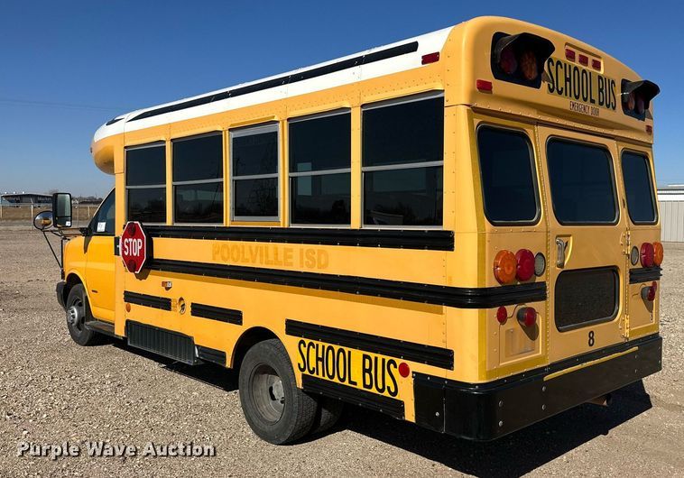 image for item DP6113 2007 Chevrolet Express G3500 school bus