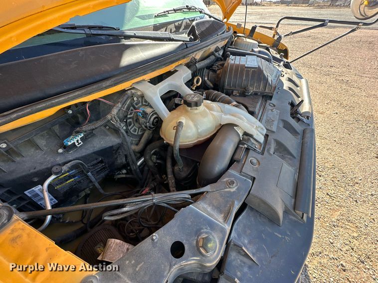 image for item DP6113 2007 Chevrolet Express G3500 school bus