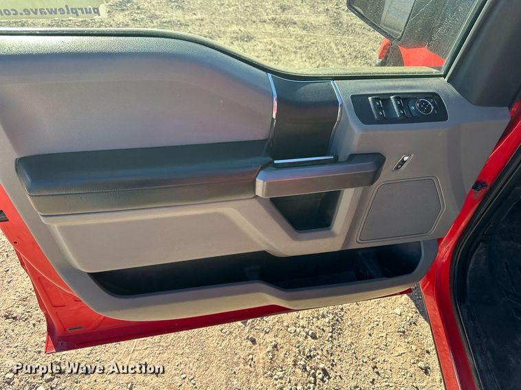 image for item DQ3189 2019 Ford F150 SuperCrew pickup truck