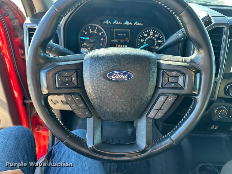 image for item DQ3189 2019 Ford F150 SuperCrew pickup truck