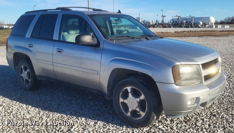 image for item DQ3856 2008 Chevrolet Trailblazer SUV