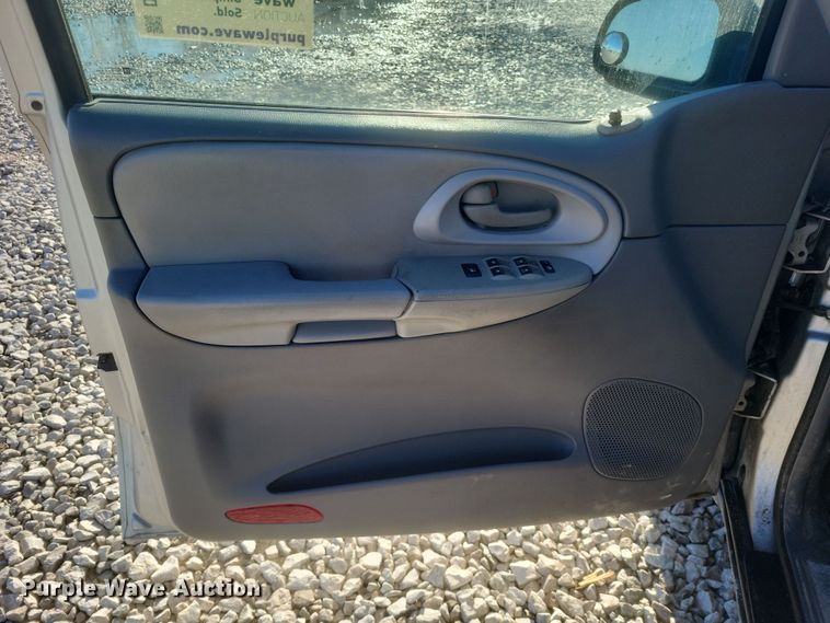 image for item DQ3856 2008 Chevrolet Trailblazer SUV