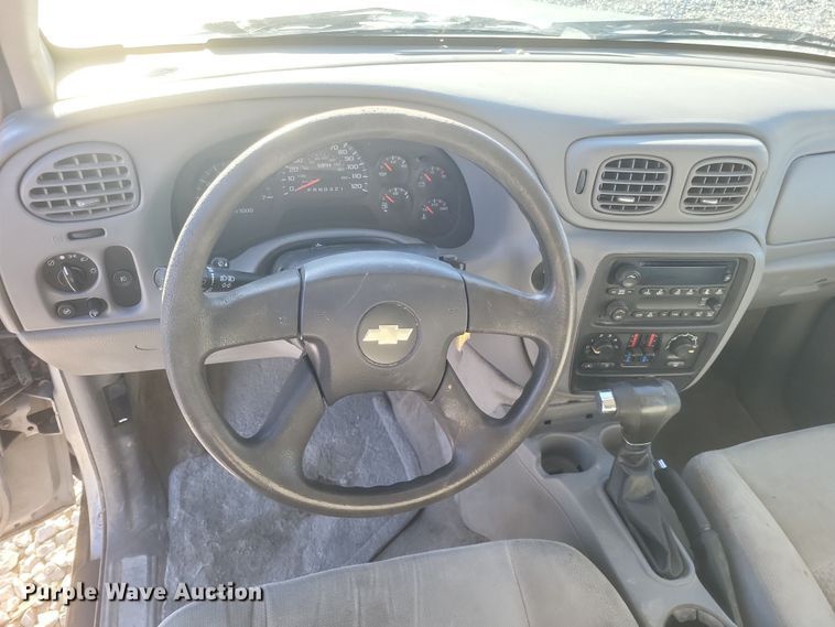 image for item DQ3856 2008 Chevrolet Trailblazer SUV