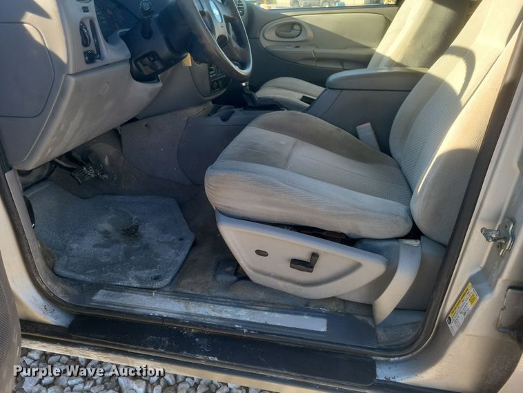 image for item DQ3856 2008 Chevrolet Trailblazer SUV