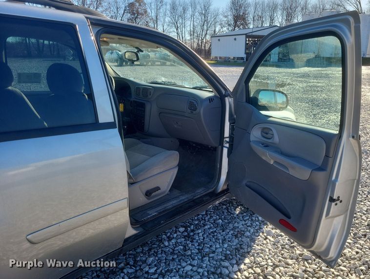 image for item DQ3856 2008 Chevrolet Trailblazer SUV