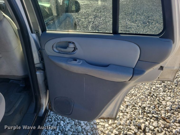 image for item DQ3856 2008 Chevrolet Trailblazer SUV