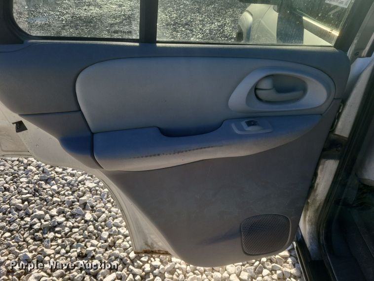 image for item DQ3856 2008 Chevrolet Trailblazer SUV