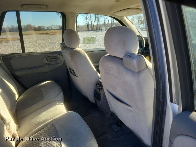 image for item DQ3856 2008 Chevrolet Trailblazer SUV