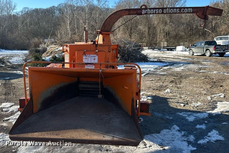 image for item DQ6584 Brush Bandit 250 wood chipper