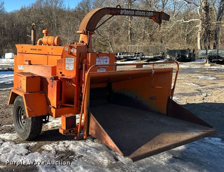 image for item DQ6584 Brush Bandit 250 wood chipper