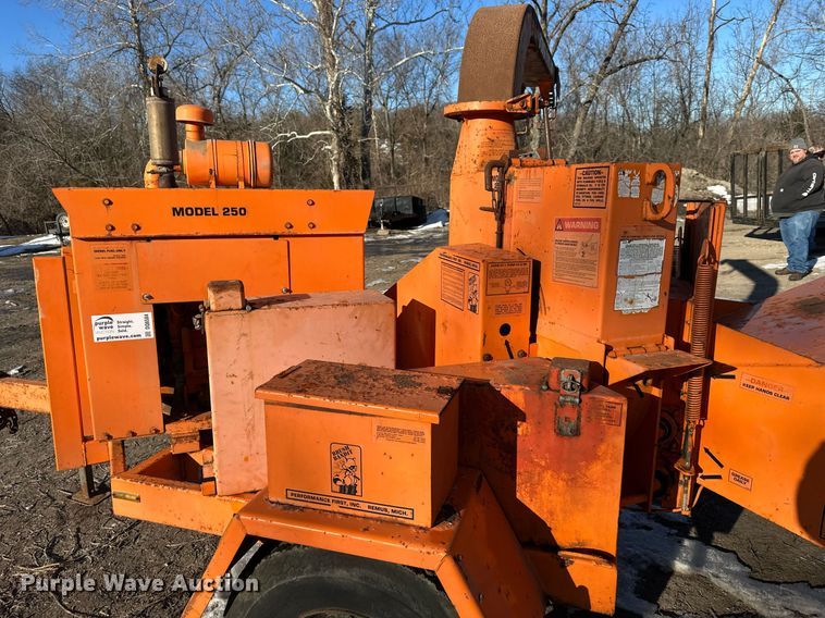 image for item DQ6584 Brush Bandit 250 wood chipper