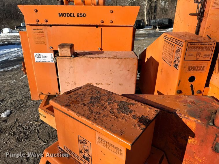 image for item DQ6584 Brush Bandit 250 wood chipper